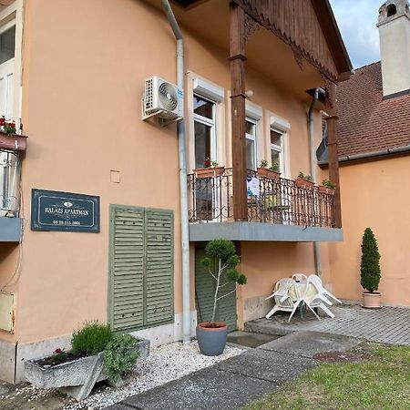 Balazs Apartman Eger Buitenkant foto